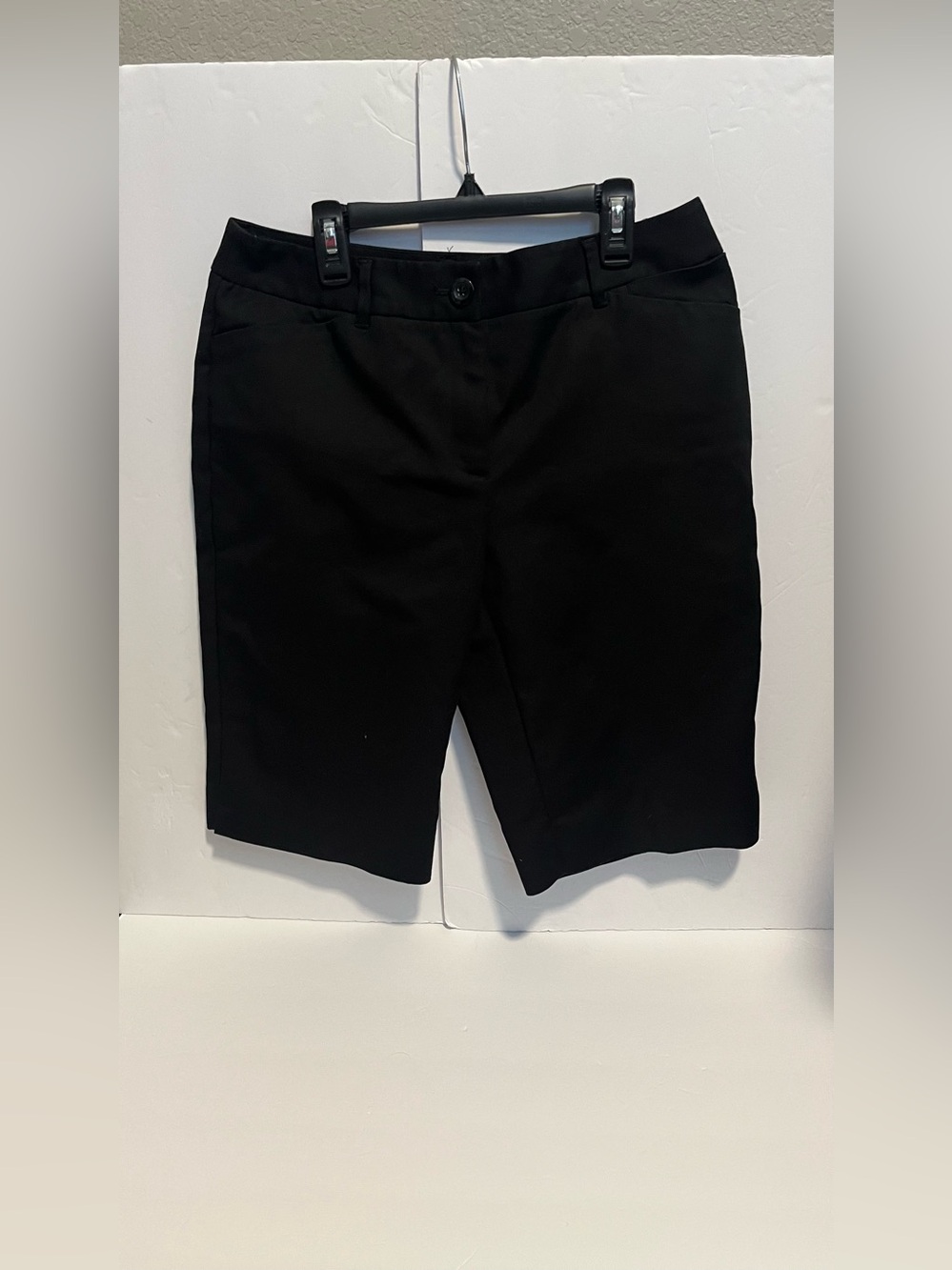 Chico's Women’s 12” Black High - Rise Casual Bermuda Shorts Size 0.5 / XS